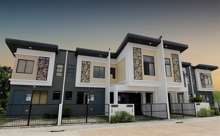 PHirst Park Homes Gen Tri House and Lot in Cavite