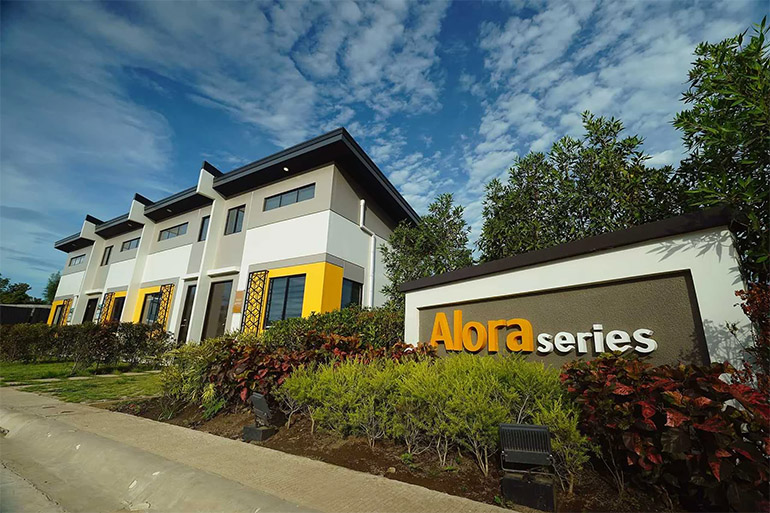 PHirst Sights Bays Alora Series