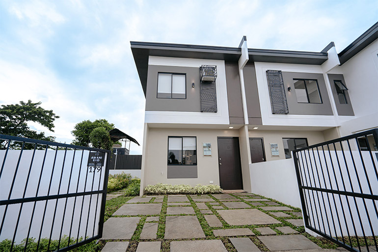 PHirst Park Homes Amani End